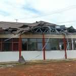 Foto: kantor kecamatan Panawangan hancur di terjang angin puting beliung