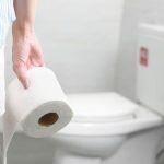 ilustrasi-wanita-di-toilet-1_169