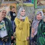 Foto : Wahyu Pemilik Toko Durian Kujang dan Rifki Kinanti